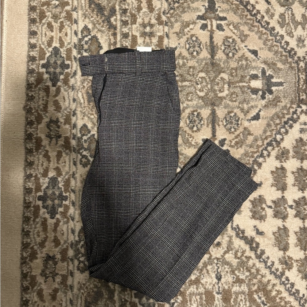 H&M Black and Gray Plaid Pants